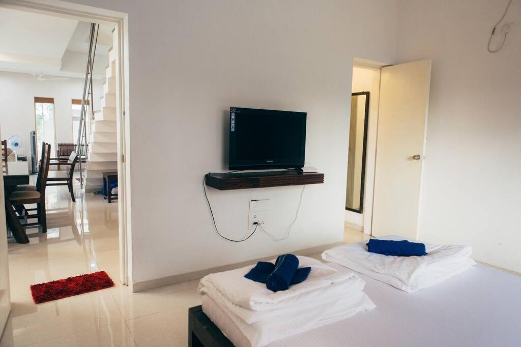 Unit 4 By Red Stone Villas Lonavala Exterior photo